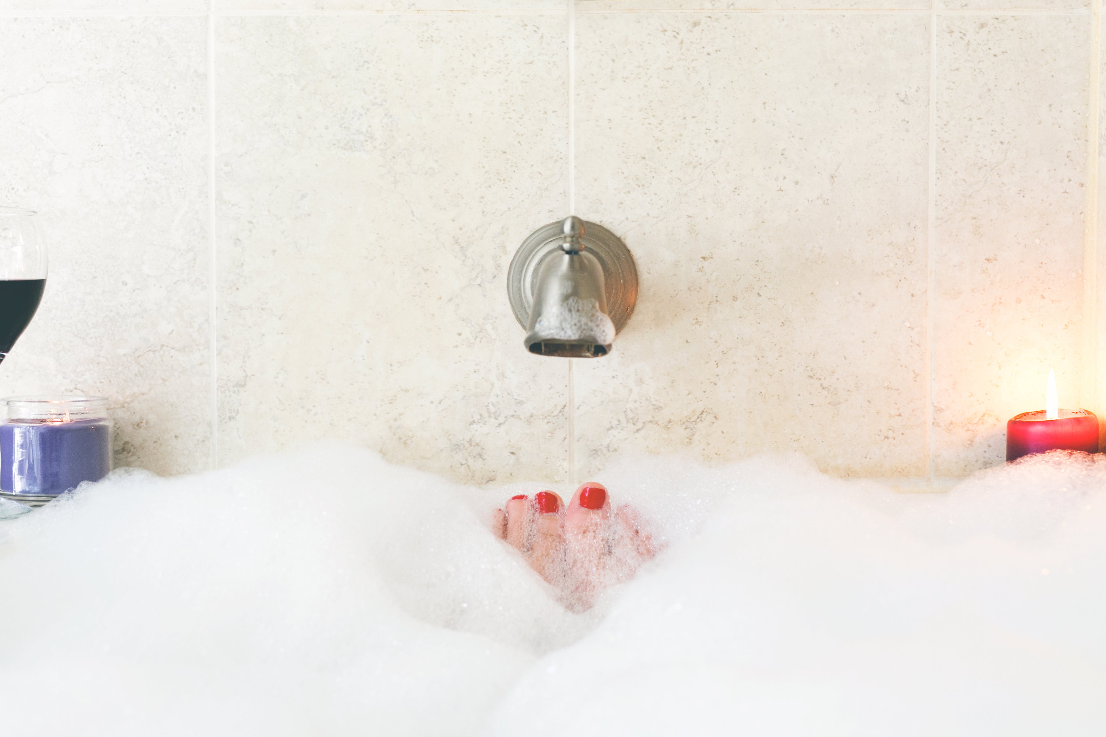 Aromatherapy bath bombs are a perfect way to get some self care in